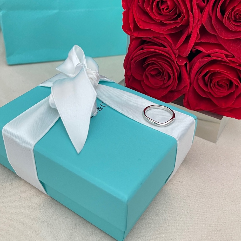 Tiffany & Co. Elsa Peretti Wedding Band Ring in Platinum size 4.5 NEW $1,150